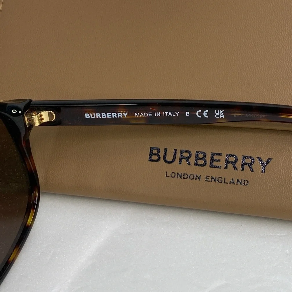 New Authentic Burberry Foxcote BE4302 300273 56 - Dark Havana Sunglasses - Picture 11 of 12